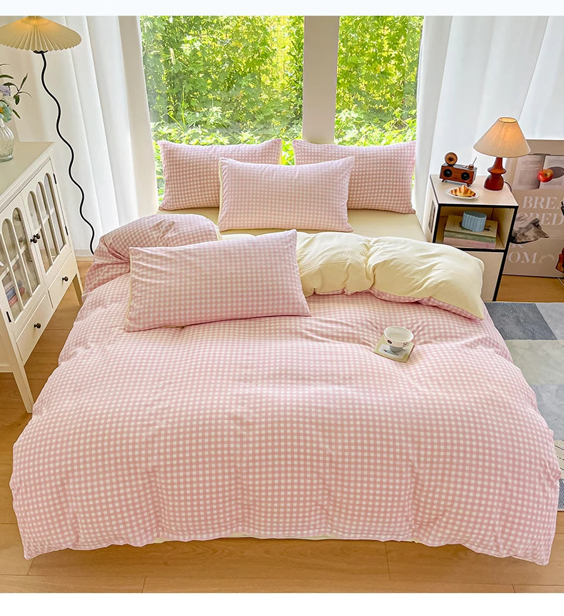 3pcs Simple, soft and skin-friendly duvet cover 3-piece set (1 duvet cover +2 pillowcases) (without core)Striped checkered