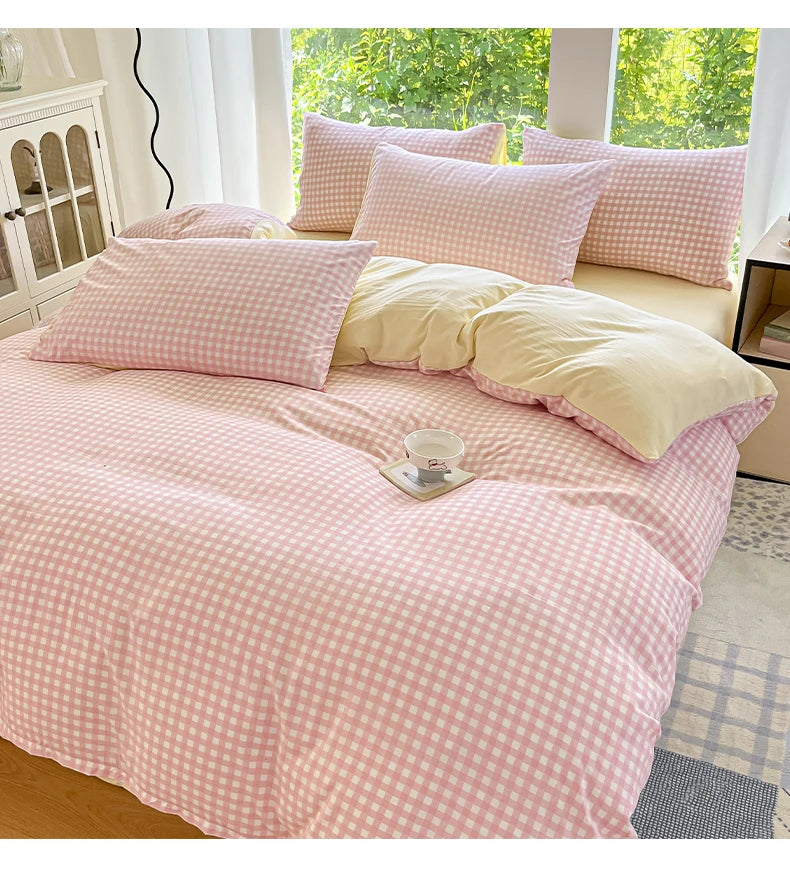 3pcs Simple, soft and skin-friendly duvet cover 3-piece set (1 duvet cover +2 pillowcases) (without core)Striped checkered