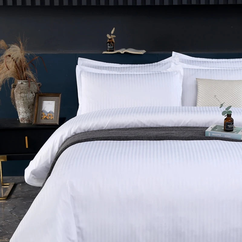 3Pcs White Satin Stripe Hotel Style Duvet Cover Set, Breathable Soft Fabric, 1 Duvet Cover 2 Pillowcases (Without Filler),